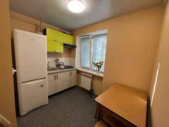 Сдается двухкомнатная квартира.Ленинский район ул. куприна 50 Донецк