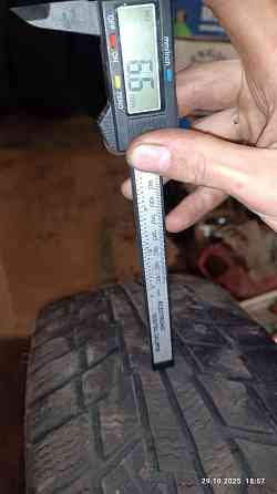 Продам зимнюю резину 215/65R16 Донецк