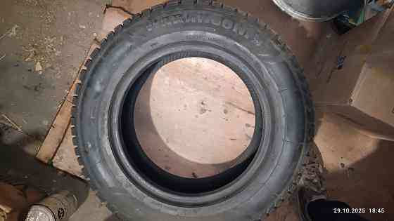 Продам зимнюю резину 215/65R16 Донецк