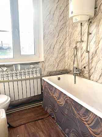 Продам дом в Ленинском районе с гаражом. Донецк