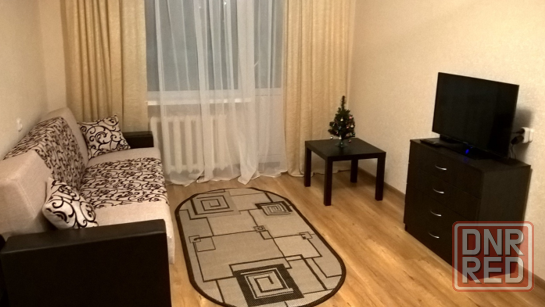 Сдам 1-комн.кв-ру м-н Зелёный Макеевка - изображение 1