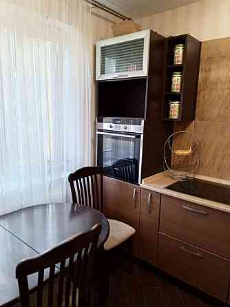 Продам 3-х комнатную квартиру 2/2, ул. Робеспьера. Ремонт. Мебель. Донецк