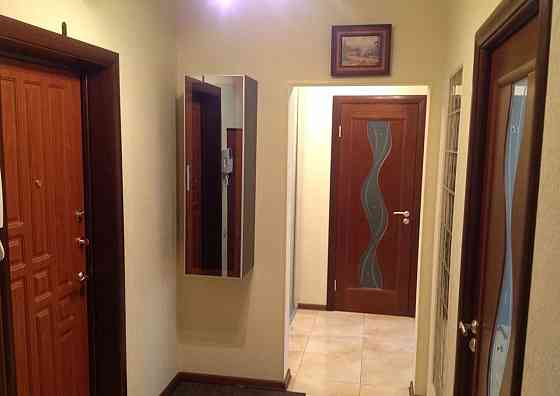 Сдается двухкомнатная в центре Золотое кольцо Донецк