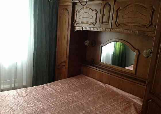 Сдается двухкомнатная в центре Золотое кольцо Донецк