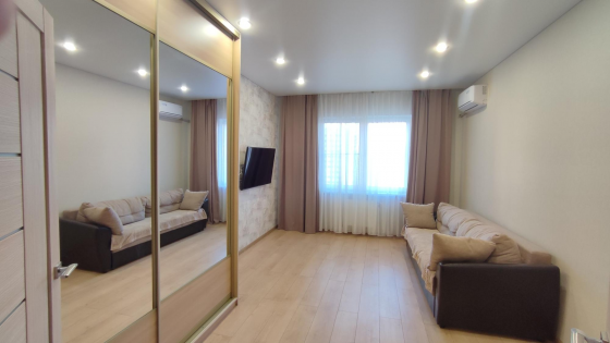 Сдаётся евро студия Мясокомбинат Донецк