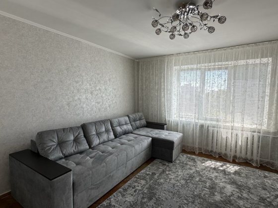 Сдаётся: 2-ая квартира на длительный срок Донецк