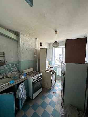 Продается трехкомнатная квартира в Ильичевском районе Мариуполя Мариуполь