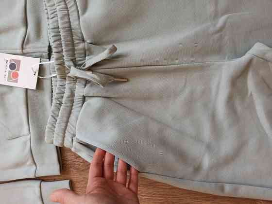 Фирменный костюм новый Донецк