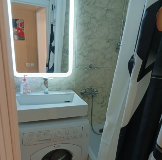 Сдам 2-комнатную квартиру на универсаме Украина Донецк