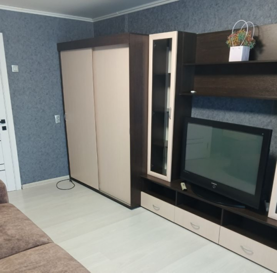 Сдам 2-комнатную квартиру на универсаме Украина Донецк