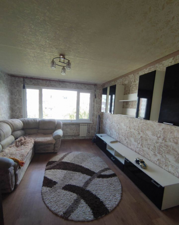 На длительный срок сдается 2к квартира в Калининском Донецк