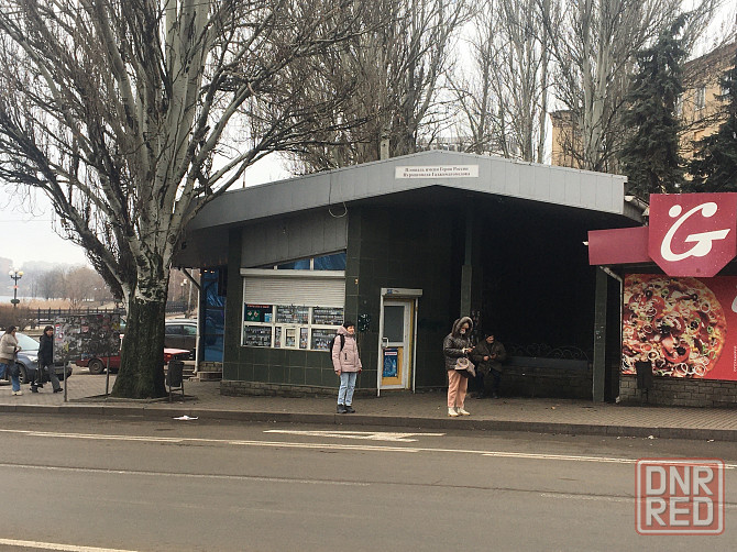 Собственник. Сдается в аренду торговый киоск 10 кв м по пр. Ильича, ост. общ. тр- та «Набережная» Донецк - изображение 1