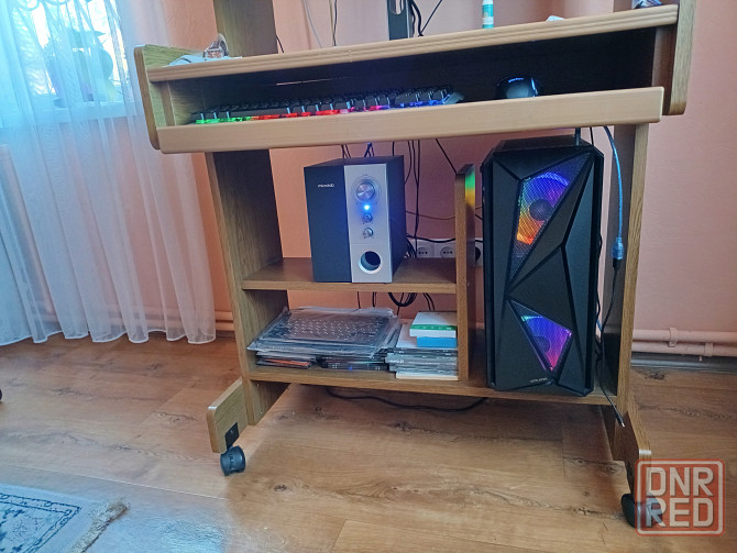 Стол компьютерный Макеевка - изображение 6