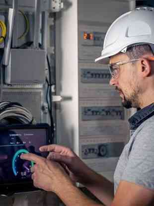 Специалист по слаботочным сетям Донецк