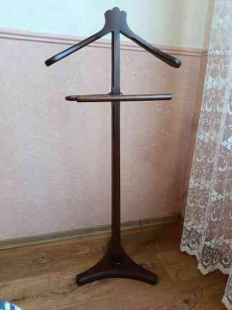 Вешалка напольная для спальни Макеевка
