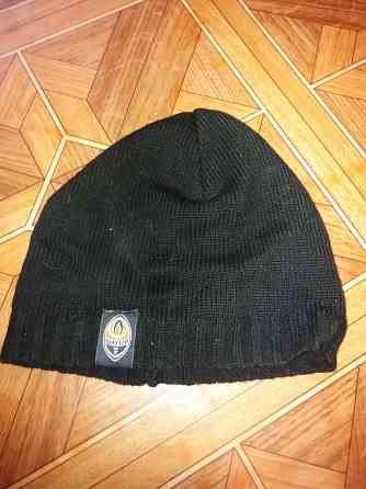 Продам шапку с логотипом футбольного клуба шахтер Донецк