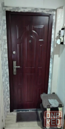 Продам 1-комнатную квартиру на Восточном в районе Эльбруса, (малосемейка) Макеевка