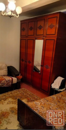 Продам 1-комнатную квартиру на Восточном в районе Эльбруса, (малосемейка) Макеевка