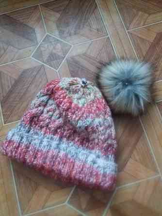 Продам шапку с бубоном помпоном Донецк