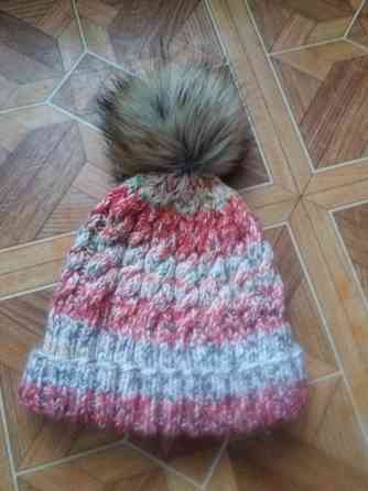 Продам шапку с бубоном помпоном Донецк