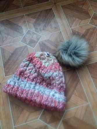 Продам шапку с бубоном помпоном Донецк