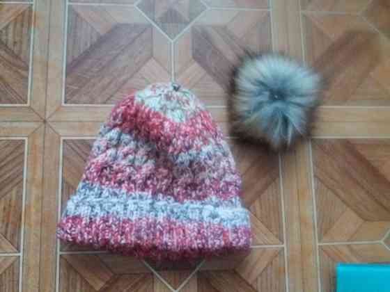 Продам шапку с бубоном помпоном Донецк