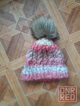 Продам шапку с бубоном помпоном Донецк - изображение 1