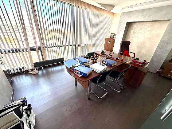 Предлагается к продаже офис в центре г. Донецк, пр-к Мира, Бизнес-центр «Центавр-плаза-2» Донецк