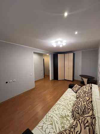 2кк Калининский, возле парка Шахтостроителей Донецк