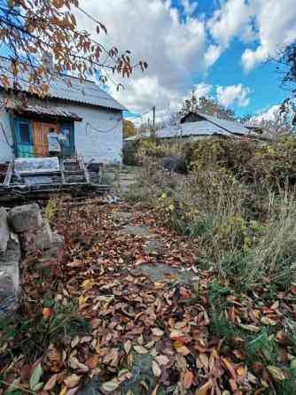 Продаю 2-х комнатную квартиру на земле в Петровском районе, ул. Маркина Донецк