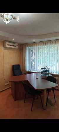 Сдам офис 45м2 Калининский район. На пересечении б.Шевченко и Марии Ульяновой.Комнаты раздельные.ан Донецк