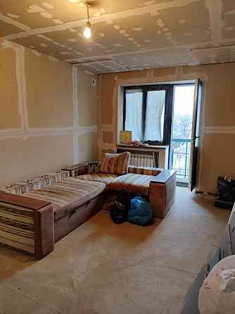 Продам 3 к.кв. Гвардейка, военкомат, 4/5, в состоянии капитального ремонта Макеевка