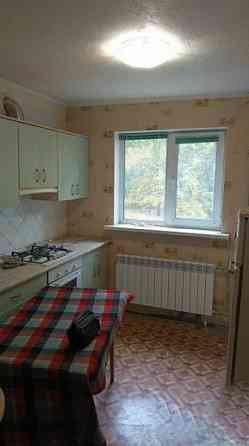 Продам 3-ком.кв. 2 эт. Крытый рынок Донецк