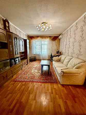 Продажа 2 к. квартиры, самый центр,Сталинка! Донецк