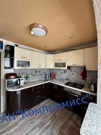 Продаю 2-х комн. квартиру Макеевка, Центр Макеевка