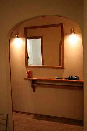 Однокомнатная крупногабаритная квартира по ул. Разенкова в Калининском р-не г. Донецка Донецк