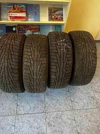 Продам зимнюю хорошую резину Донецк