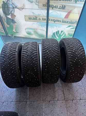Продам зимнюю хорошую резину Донецк