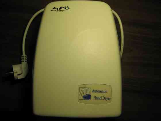 Продам сушилку для рук "ARINO" Италия. Донецк