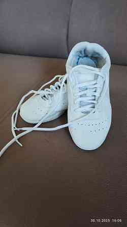 Кроссовки для спортивной аэробики Донецк