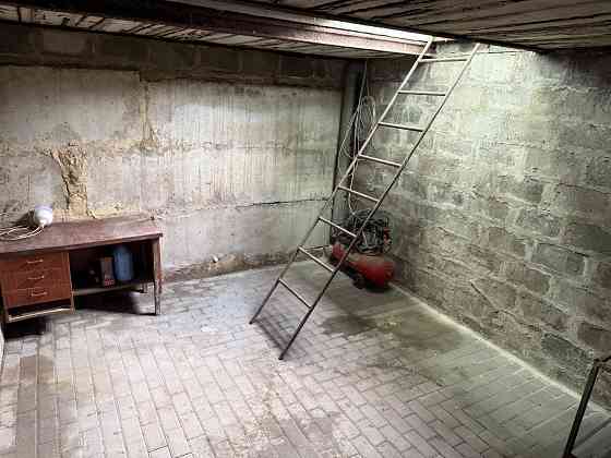 Продам Гараж - Бокс 30м2 Донецк