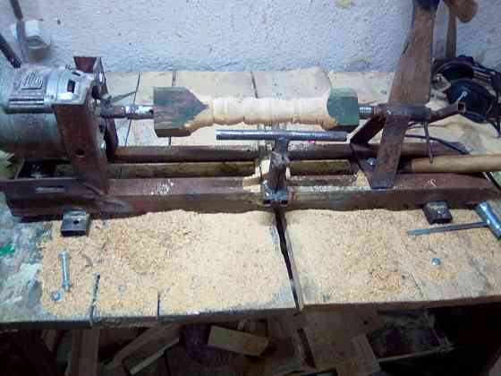 Продам настольный токарный станок Старобешево