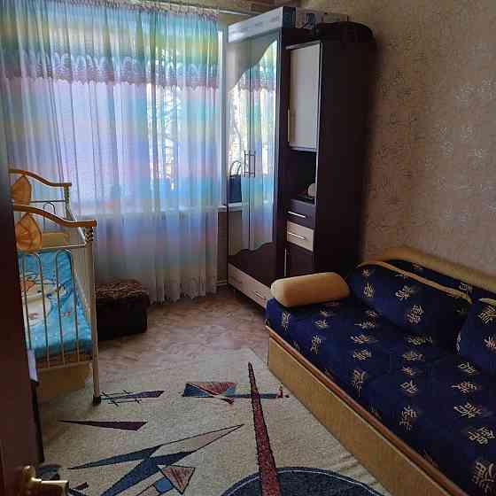 Продам 3-комнатную квартиру, м-он 2, д.32 Торез