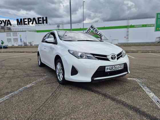 Продам авто Toyota Auris Мариуполь