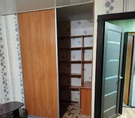 сдам двухкомнатную квартиру в городе донецка в районе буденовский, ориентир улица 230-стрелково Донецк