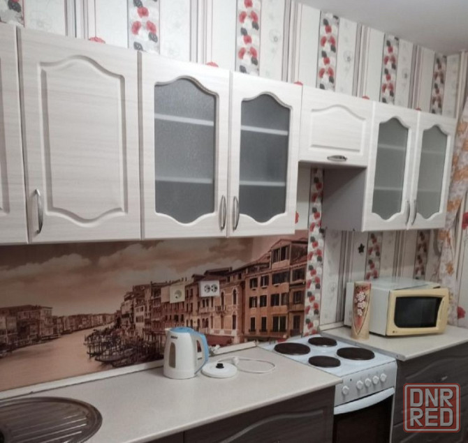 сдам двухкомнатную квартиру в городе донецка в районе буденовский, ориентир улица 230-стрелково Донецк - изображение 4