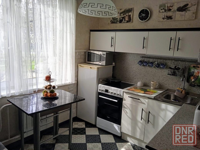 Сдам 1-комнатную квартиру в Ворошиловском районе Донецк - изображение 2