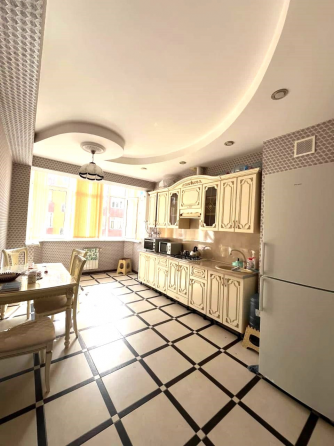 Сдаётся 2-х комнатная квартира в Калининском районе, пр-кт Ильича Донецк