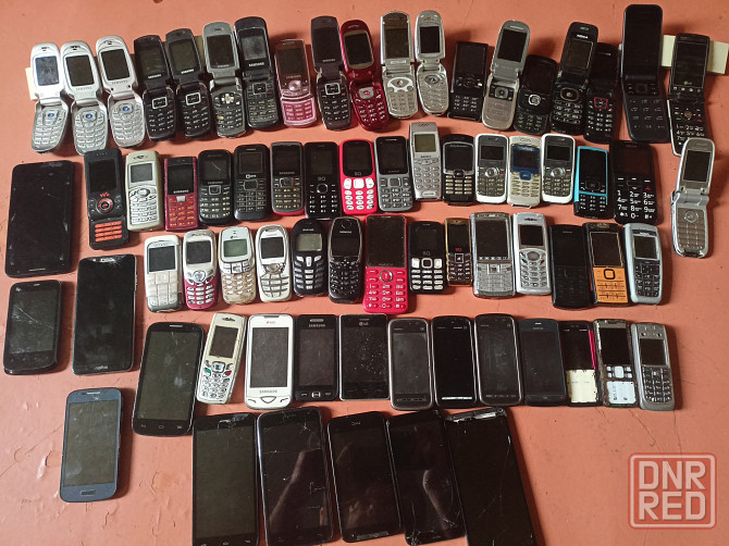 Мобильный телефон запчасти, аффинаж Макеевка - изображение 1