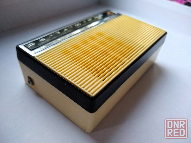 Карманный радиоприёмник - "Нейва" 1965 год Донецк - изображение 2